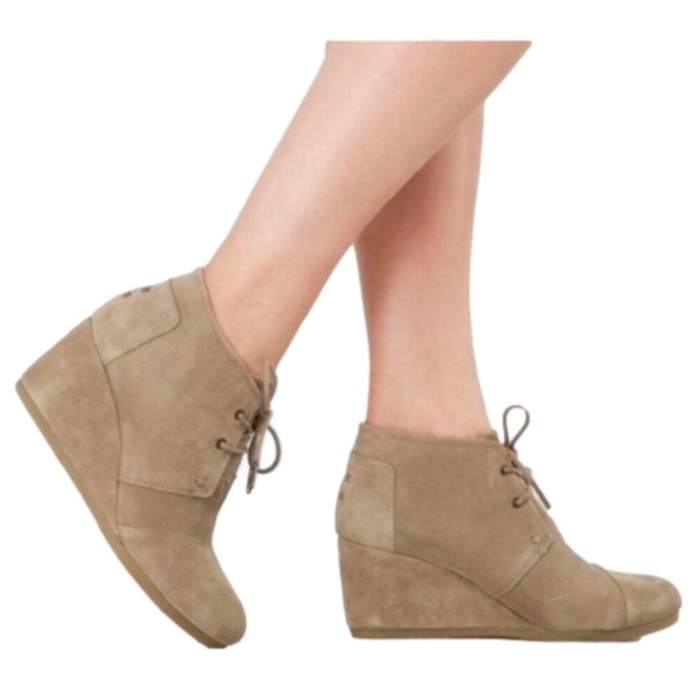 TOMS Taupe Kala Suede Wedge Heel Desert Lace Up Ankle Booties, sz 10